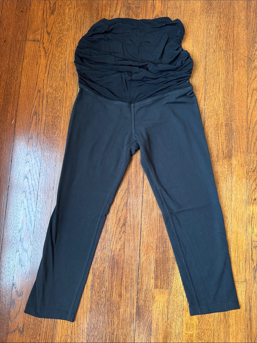 Beyond Yoga Beyond the Bump Black Maternity Leggings, size S
